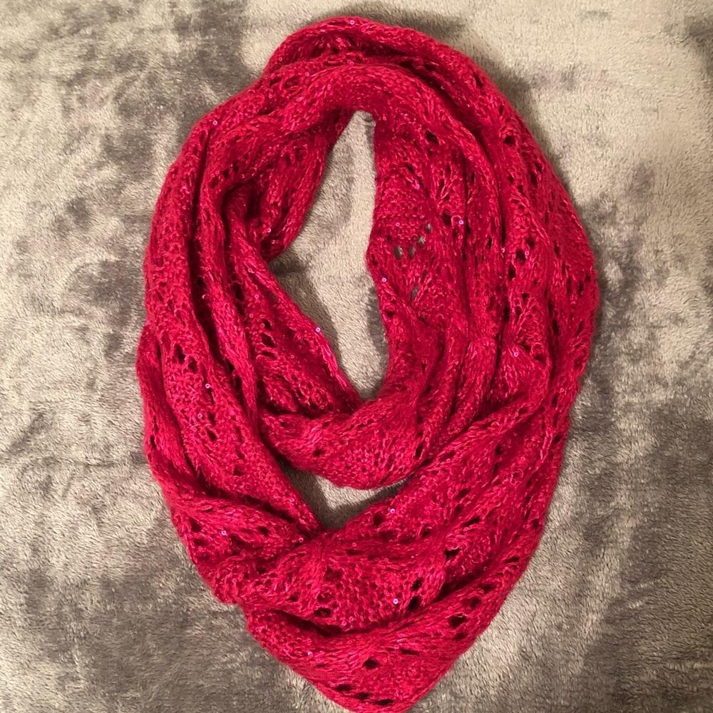 Women’s scarf